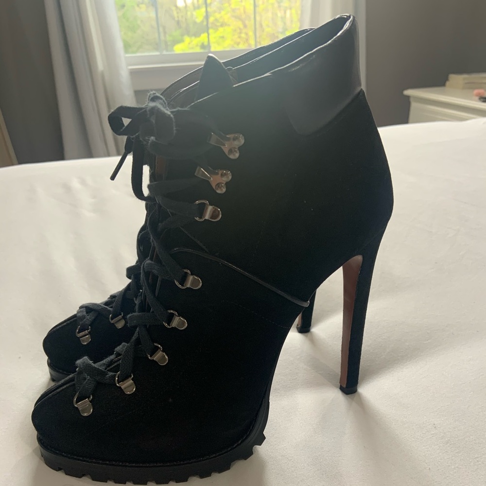 Alaïa Lace-Up Heeled Boots
